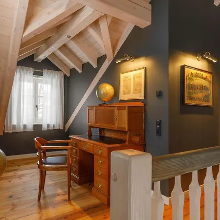 Landhaus-kutscherhaus Dom wakacyjny *